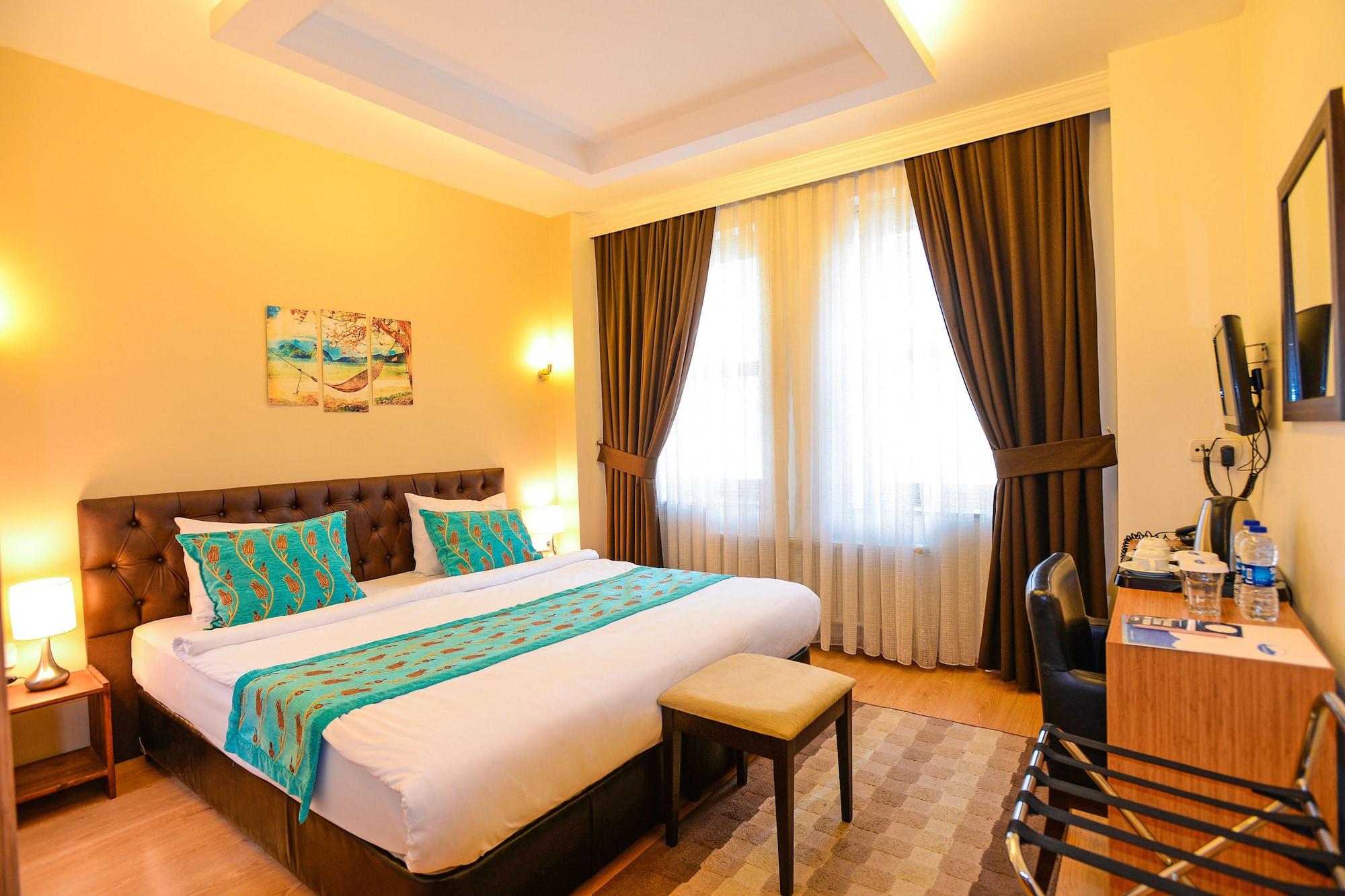 Retropera Hotel Istanbul Ngoại thất bức ảnh