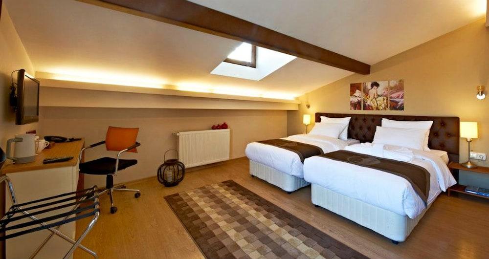 Retropera Hotel Istanbul Ngoại thất bức ảnh