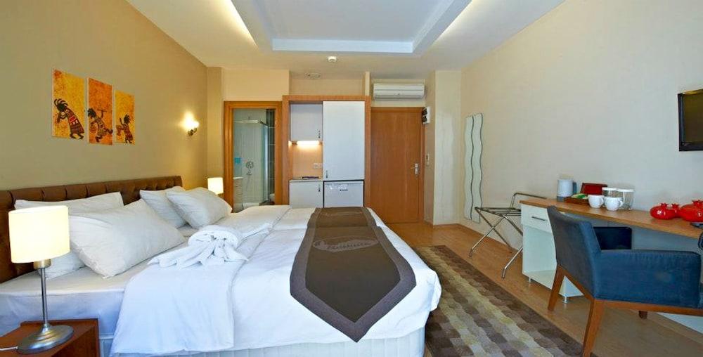 Retropera Hotel Istanbul Ngoại thất bức ảnh