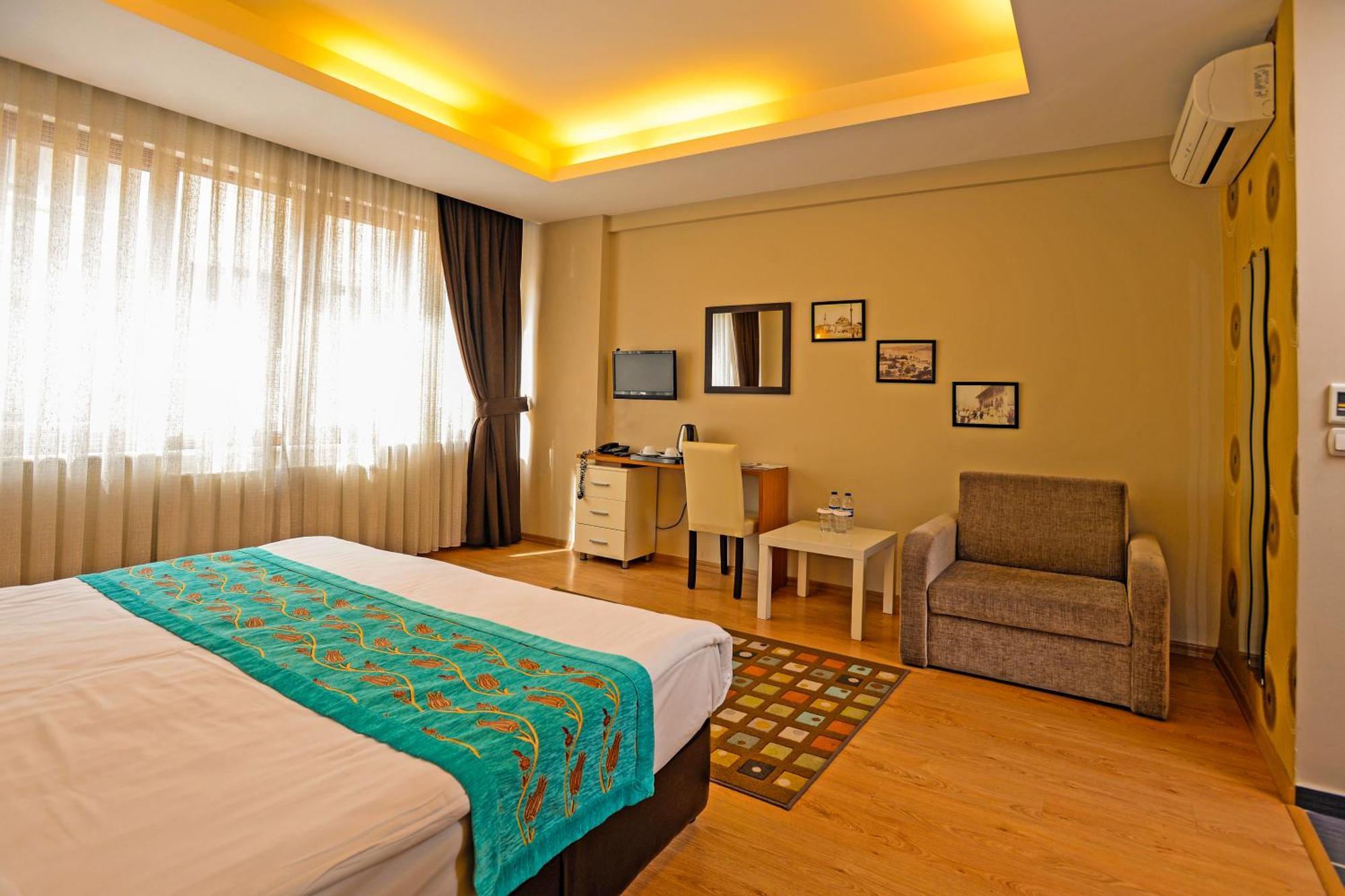 Retropera Hotel Istanbul Ngoại thất bức ảnh