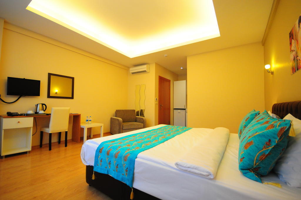 Retropera Hotel Istanbul Ngoại thất bức ảnh